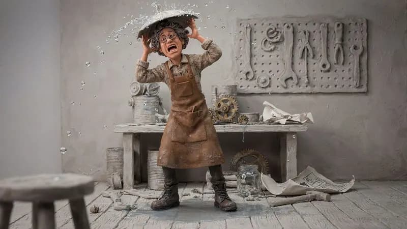 Claymation style example scene: The funniest inventions that failed